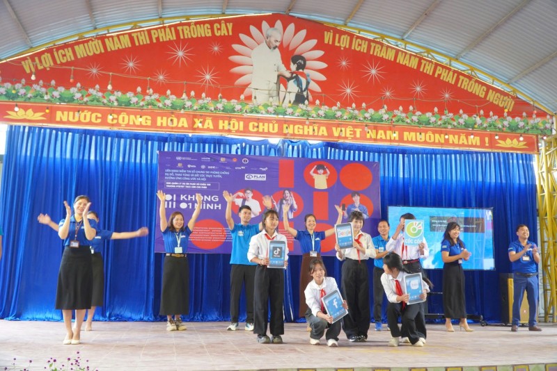 Trang bị kỹ năng an toàn số cho học sinh Việt Nam Trang bị kỹ năng an toàn số cho học sinh Việt Nam