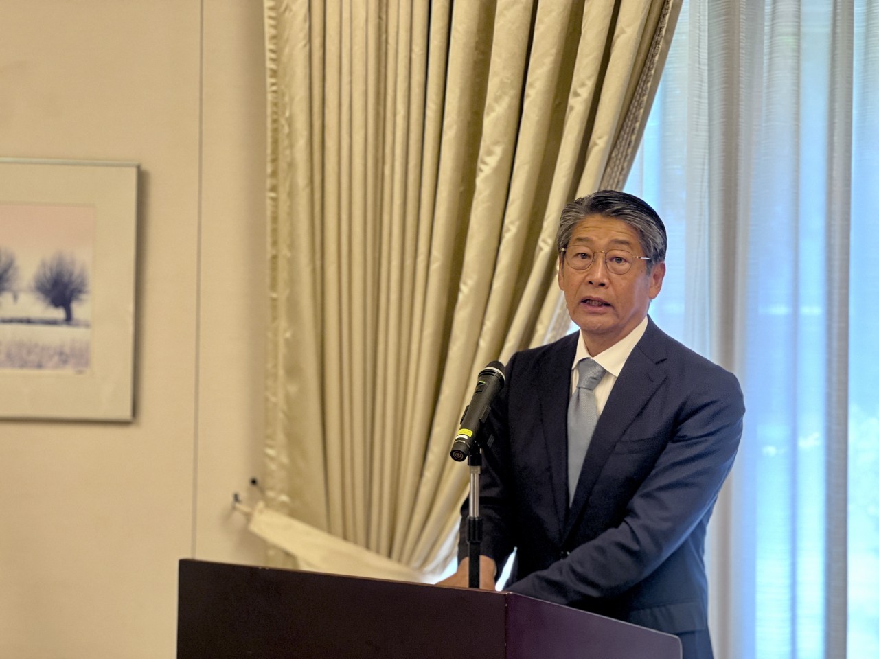 Japanese Ambassador to Vietnam Ito Naoki speaking at the signing ceremony. Japanese Ambassador to Vietnam Ito Naoki speaking at the signing ceremony.