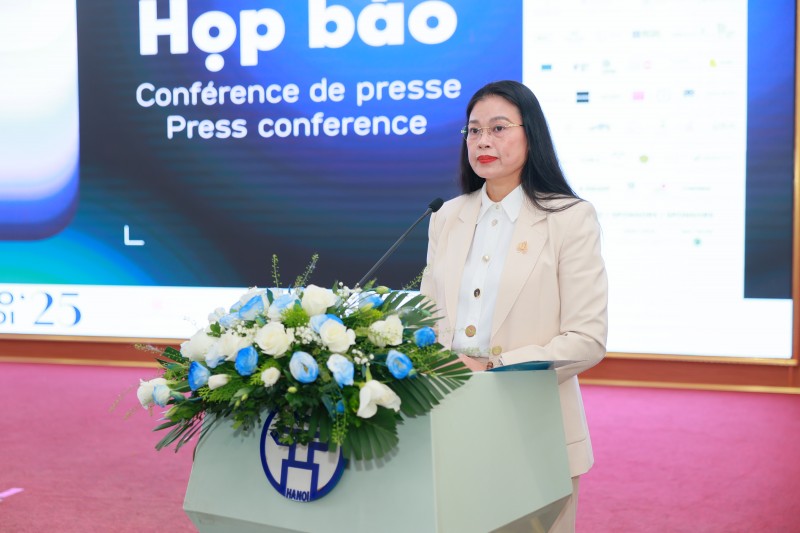 Giám đốc Sở Văn hóa và Thể thao Hà Nội Bạch Liên Hương phát biểu tại họp báo. (Ảnh: Sở VHTT HN) Giám đốc Sở Văn hóa và Thể thao Hà Nội Bạch Liên Hương phát biểu tại họp báo. (Ảnh: Sở VHTT HN)