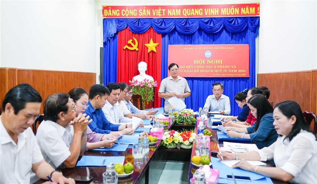 Các đại biểu tham dự Hội nghị Ban Chấp hành Liên hiệp các tổ chức hữu nghị tỉnh Cà Mau. (Ảnh: Cổng Thông tin điện tử tỉnh Cà Mau) Các đại biểu tham dự Hội nghị Ban Chấp hành Liên hiệp các tổ chức hữu nghị tỉnh Cà Mau. (Ảnh: Cổng Thông tin điện tử tỉnh Cà Mau)