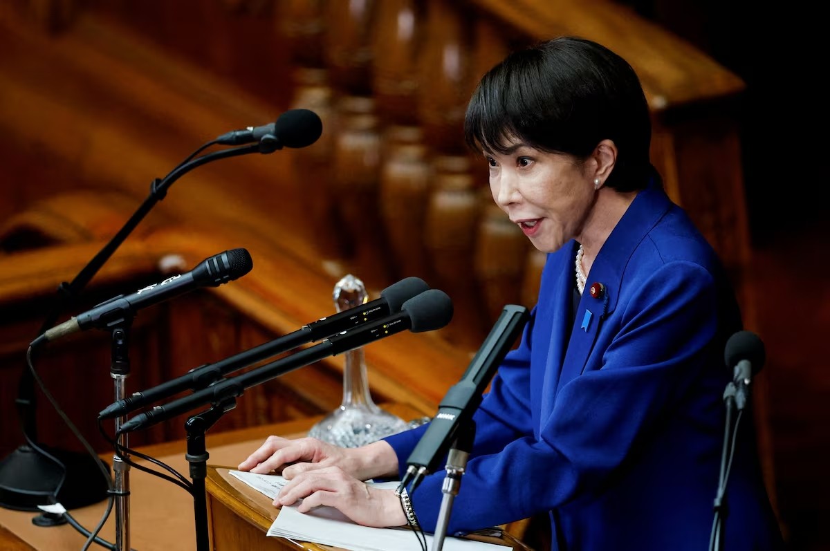 Tân Thủ tướng Nhật Bản Sanae Takaichi có bài phát biểu chính sách đầu tiên tại Quốc hội, ngày 24/10/2025. (Ảnh: Reuters)