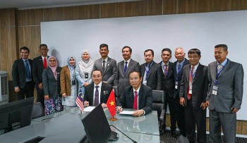 Việt Nam - Malaysia hợp tác chống khai thác hải sản bất hợp pháp