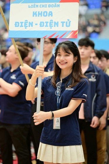 Nữ sinh khoa học công nghệ khẳng định bản lĩnh Number 1, từng bước chinh phục giấc mơ nghiên cứu