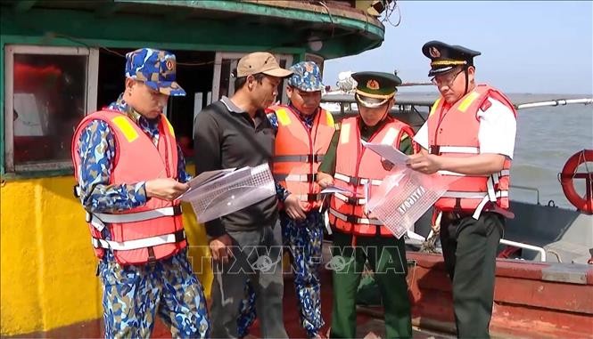 Ninh Bình triển khai đồng bộ giải pháp kiểm soát tàu cá, phòng ngừa khai thác IUU Ninh Bình triển khai đồng bộ giải pháp kiểm soát tàu cá, phòng ngừa khai thác IUU