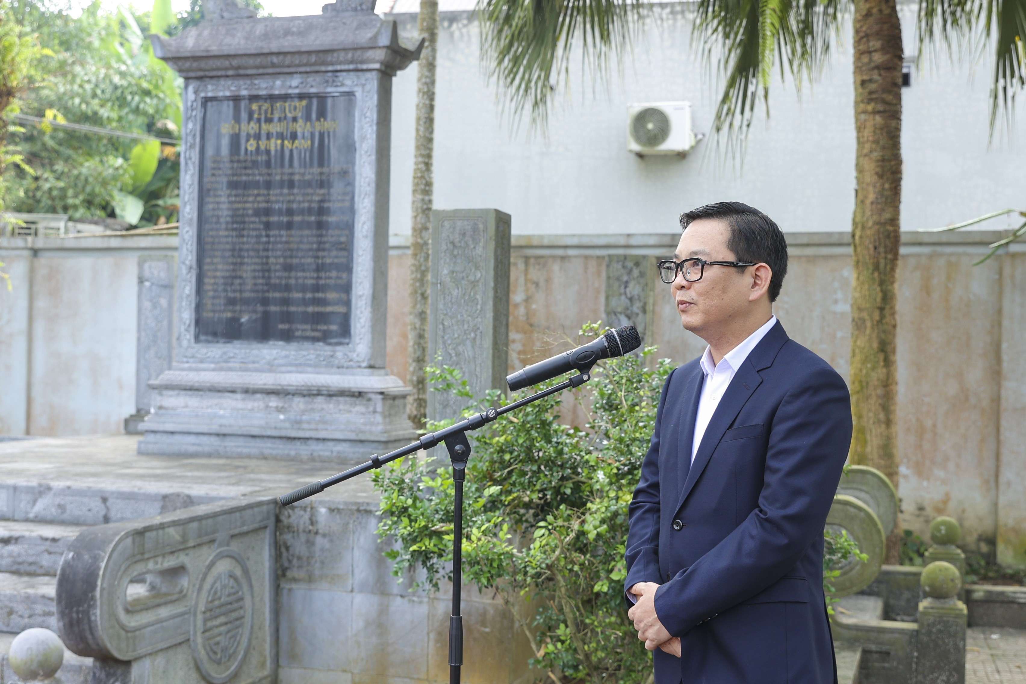 Ông Đồng Huy Cương, Phó Chủ tịch Liên hiệp các tổ chức hữu nghị Việt Nam phát biểu. (Ảnh: Đinh Hòa) Ông Đồng Huy Cương, Phó Chủ tịch Liên hiệp các tổ chức hữu nghị Việt Nam phát biểu. (Ảnh: Đinh Hòa)