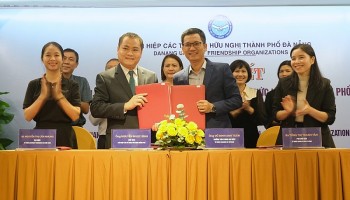 Đà Nẵng và 