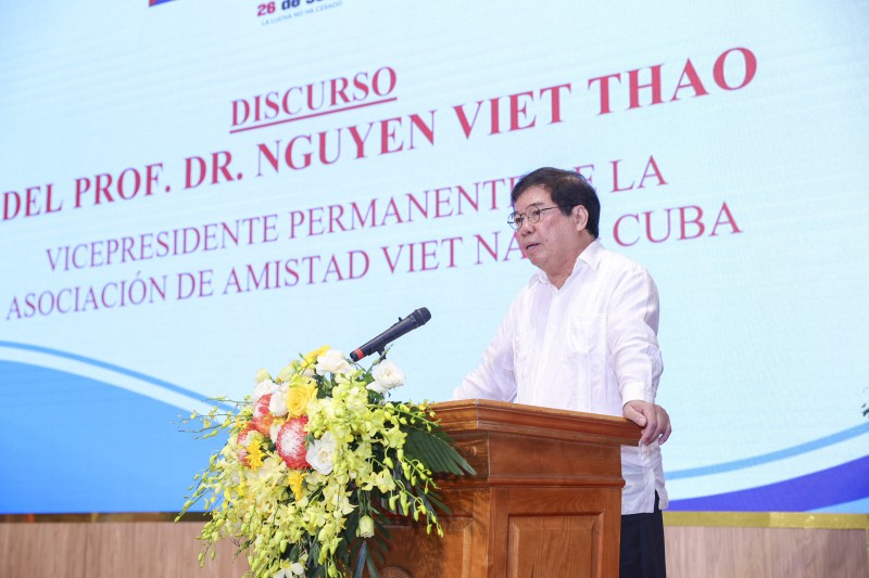 PGS.TS Nguyễn Viết Thảo, Phó Chủ tịch thường trực Hội hữu nghị Việt Nam - Cuba, phát biểu tại chương trình Gặp gỡ hữu nghị Việt Nam - Cuba nhân kỷ niệm 72 năm cuộc tiến công pháo đài Moncada, ngày 26/7/2025. (Ảnh: Đinh Hòa) PGS.TS Nguyễn Viết Thảo, Phó Chủ tịch thường trực Hội hữu nghị Việt Nam - Cuba, phát biểu tại chương trình Gặp gỡ hữu nghị Việt Nam - Cuba nhân kỷ niệm 72 năm cuộc tiến công pháo đài Moncada, ngày 26/7/2025. (Ảnh: Đinh Hòa)