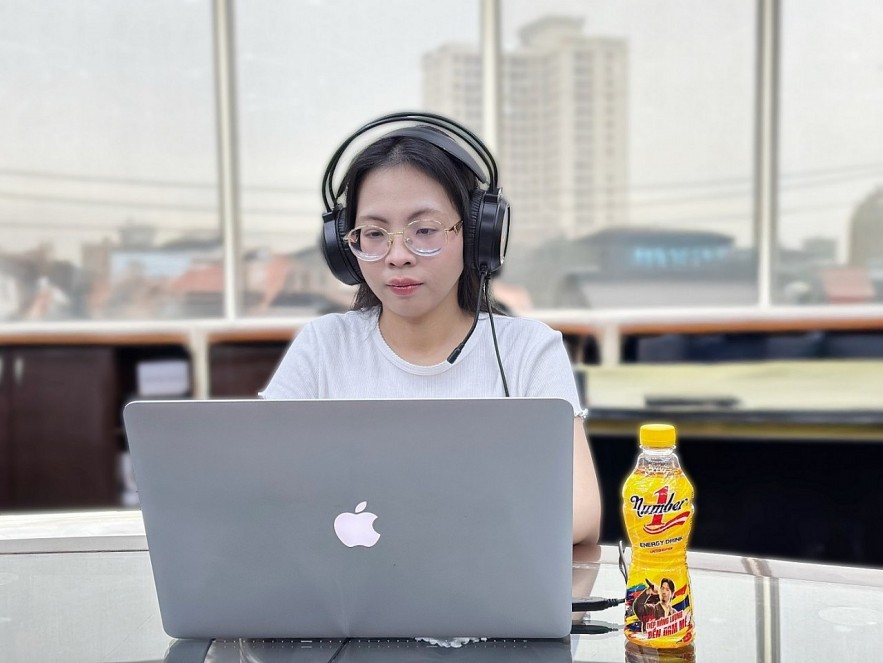 Staying up late and running on little sleep to meet deadlines, many young people choose to recharge with Number 1 to stay alert and focused on their work. Staying up late and running on little sleep to meet deadlines, many young people choose to recharge with Number 1 to stay alert and focused on their work.