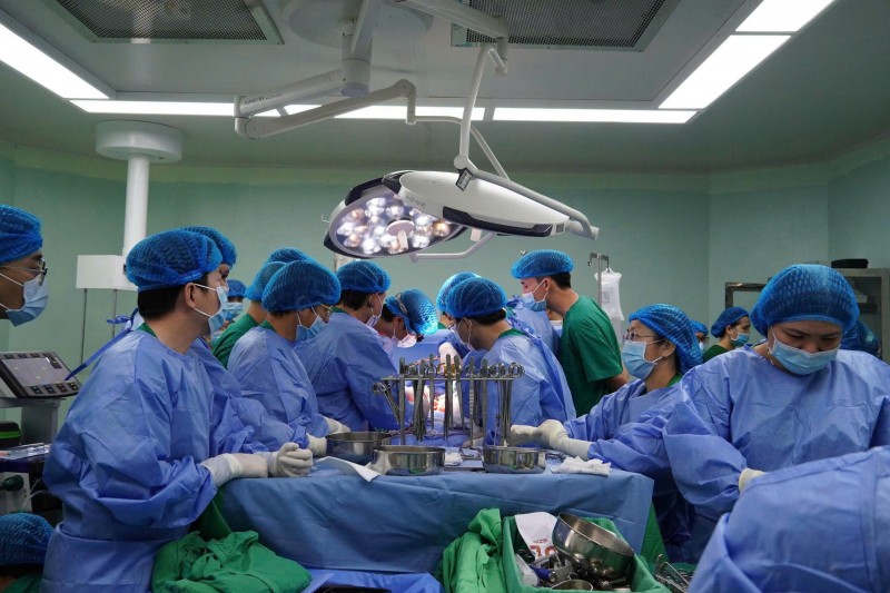 Lần đầu tiên tại Đồng bằng sông Cửu Long thực hiện ghép thận từ người hiến chết não