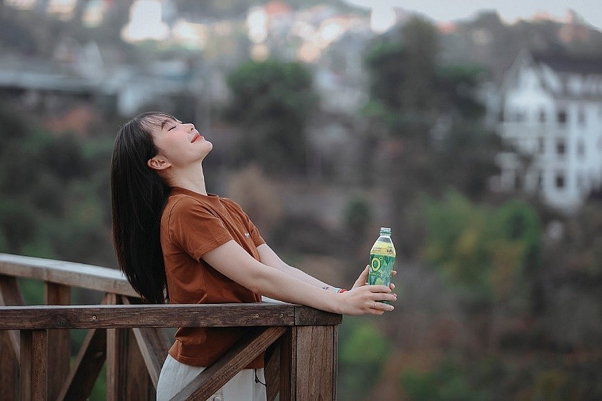 Relieving stress and easing tension with Zero Degree Green Tea gives many freshmen the confidence to step out of their comfort zones and adapt to their new lives.