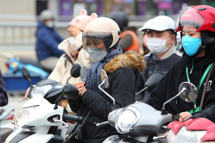 Hanoi weather is about to turn sharply cold. Photo: Dinh Hieu