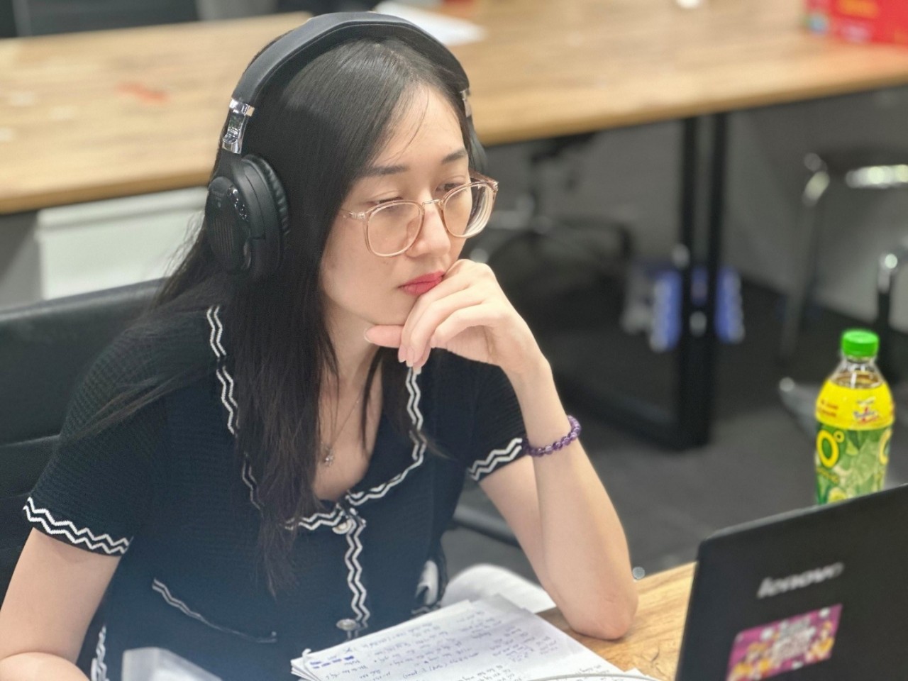 When work and life pressures suffocate emotions, young people seek ways to cool down in life to reduce stress and regain mental balance. When work and life pressures suffocate emotions, young people seek ways to cool down in life to reduce stress and regain mental balance.