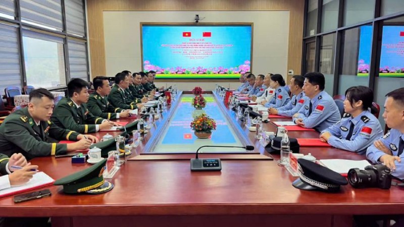 Lào Cai - Vân Nam: đẩy mạnh các hoạt động giao lưu nhằm tăng cường tình đoàn kết hữu nghị Lào Cai - Vân Nam: đẩy mạnh các hoạt động giao lưu nhằm tăng cường tình đoàn kết hữu nghị