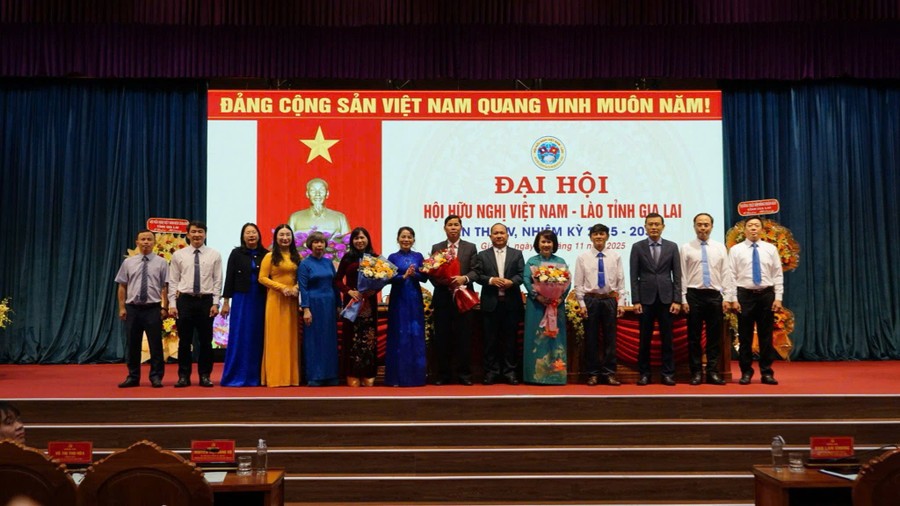 Vận động nguồn lực hỗ trợ học bổng, hoạt động nhân đạo cho sinh viên Lào Vận động nguồn lực hỗ trợ học bổng, hoạt động nhân đạo cho sinh viên Lào
