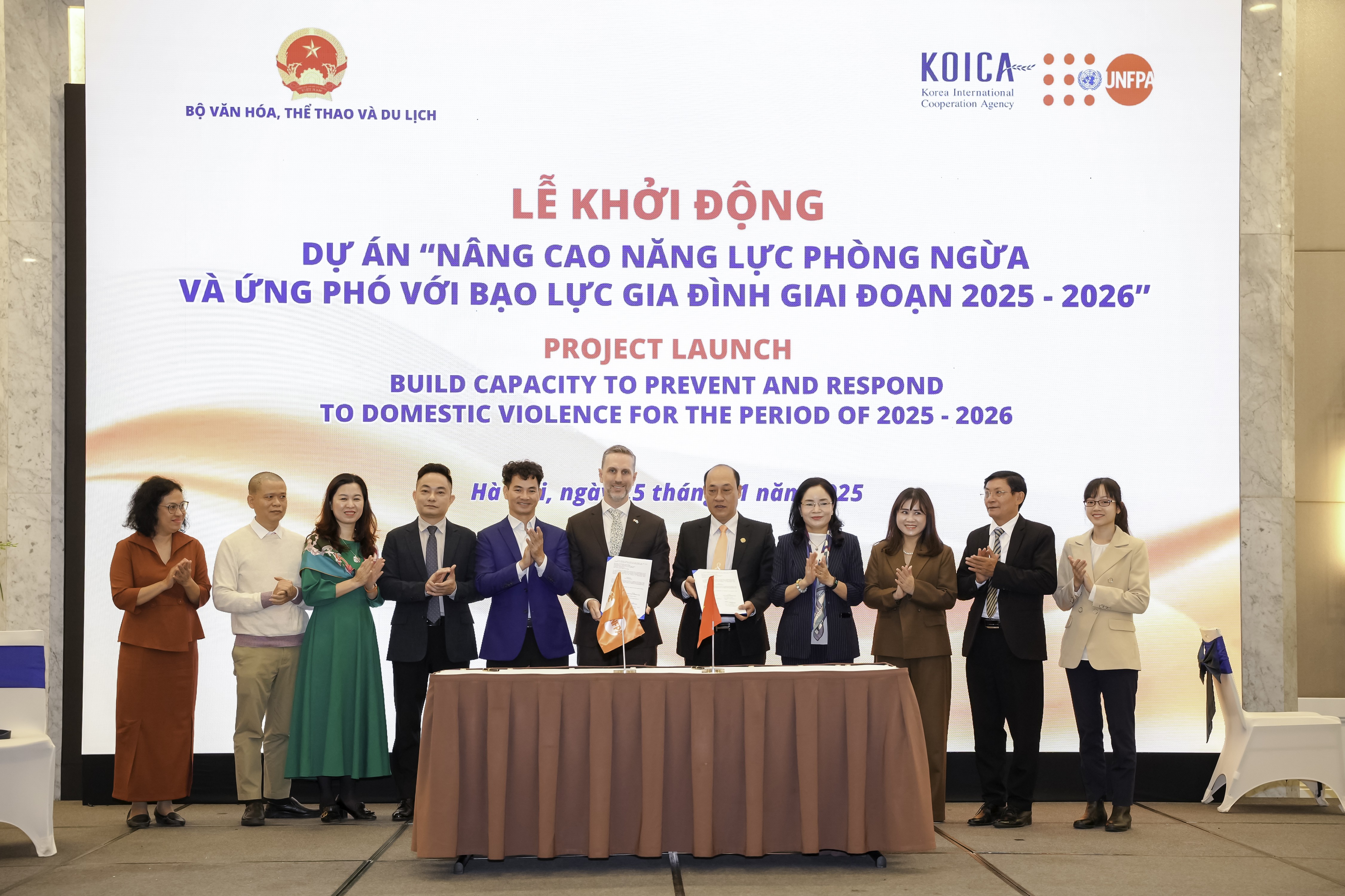 Nâng cao năng lực phòng ngừa và ứng phó với bạo lực gia đình trong kỷ nguyên số Nâng cao năng lực phòng ngừa và ứng phó với bạo lực gia đình trong kỷ nguyên số