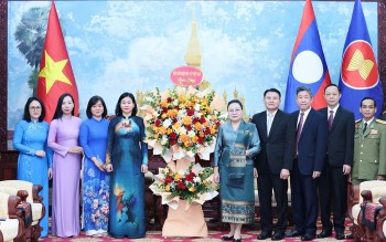 Lan tỏa tinh thần đoàn kết Việt - Lào nhân kỷ niệm Quốc khánh Lào lần thứ 50