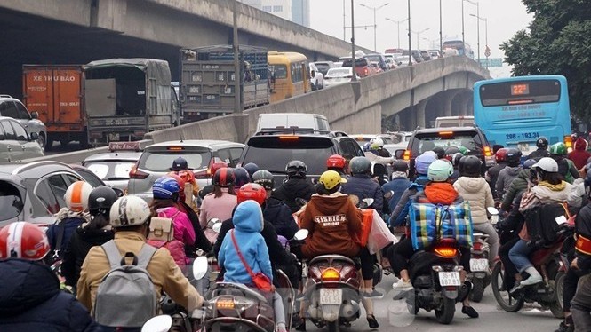 Giảm ô nhiễm không khí: Hà Nội cấm xe máy xăng theo khung giờ trong vành đai 1