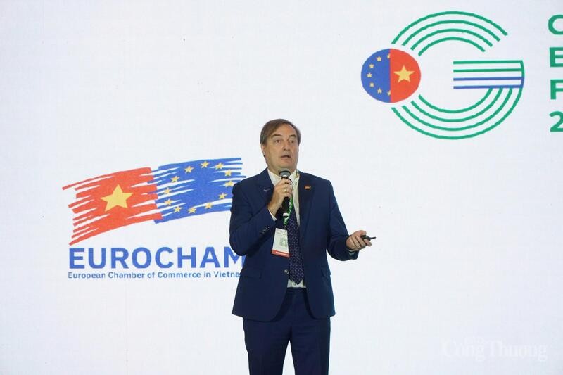 Chuyển đổi xanh: Động lực then chốt cho chu kỳ tăng trưởng mới