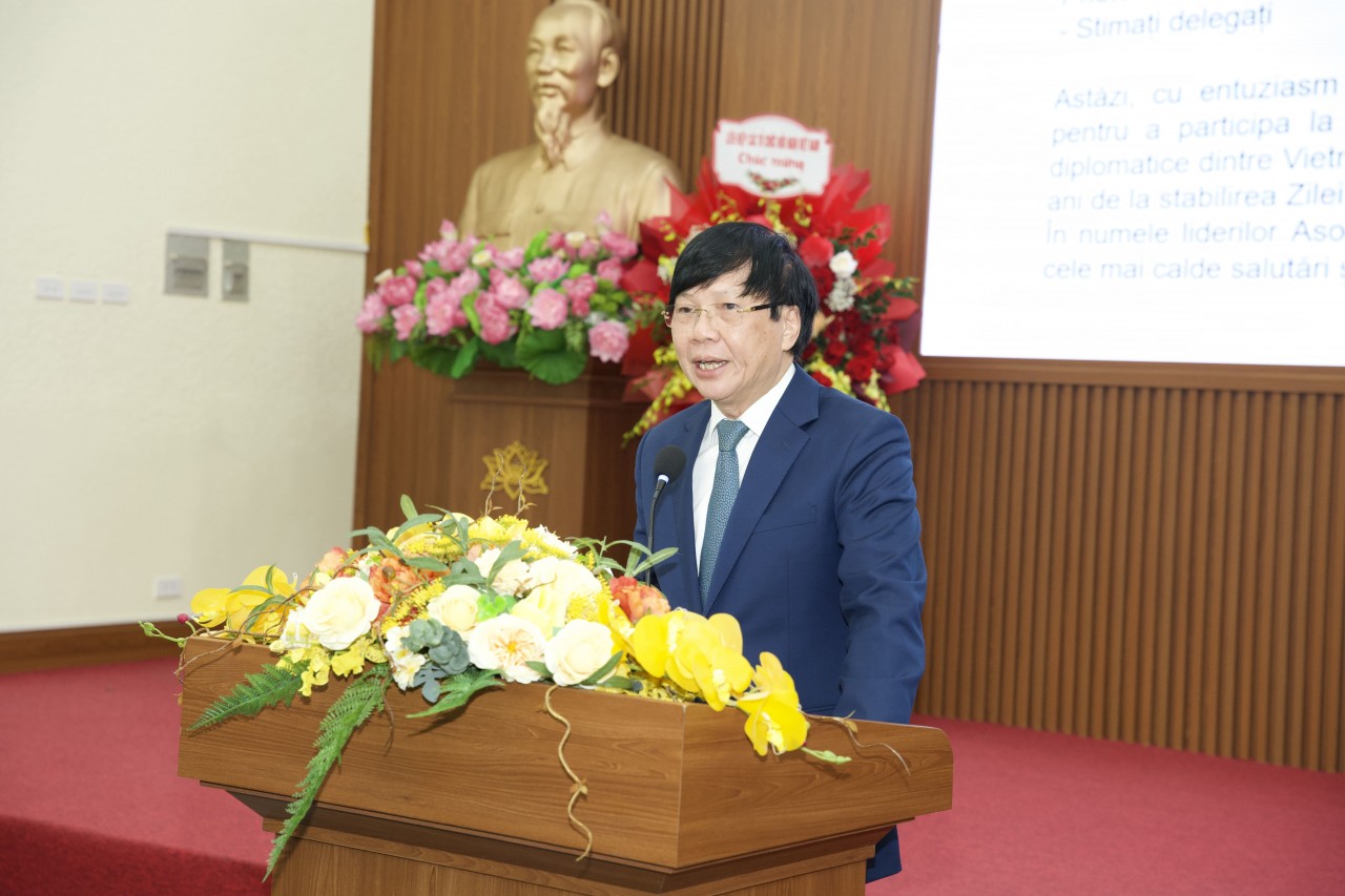 People-to-People Exchanges Strengthen Vietnam–Romania Friendship People-to-People Exchanges Strengthen Vietnam–Romania Friendship