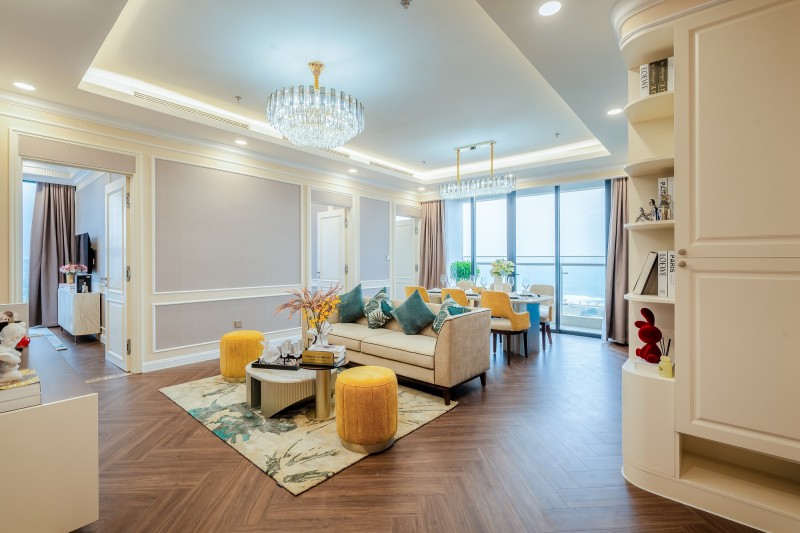 Trong chuỗi sự kiện giữa tháng 11, khu căn hộ mẫu sang trọng trên tầng cao của tổ hợp Newtown Diamond đã chính thức ra mắt thị trường và ngay lập tức nhận được sự quan tâm của nhà đầu tư và người mua ở thực. Trong chuỗi sự kiện giữa tháng 11, khu căn hộ mẫu sang trọng trên tầng cao của tổ hợp Newtown Diamond đã chính thức ra mắt thị trường và ngay lập tức nhận được sự quan tâm của nhà đầu tư và người mua ở thực.