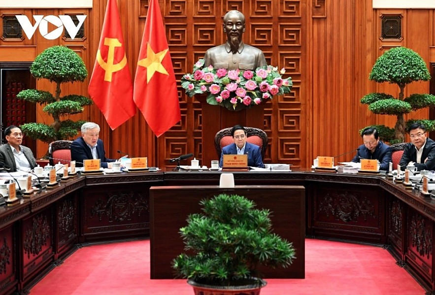 Prime Minister Pham Minh Chinh chairs a meeting in Hanoi on December 5, discussing the establishment of first free trade zones in Vietnam. Prime Minister Pham Minh Chinh chairs a meeting in Hanoi on December 5, discussing the establishment of first free trade zones in Vietnam.