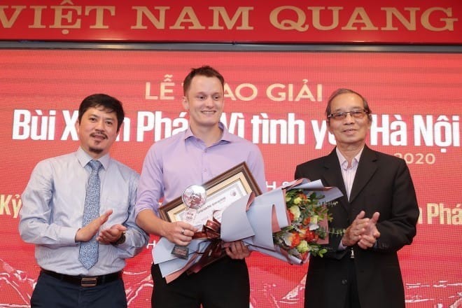 Three Foreign Writers Spreading Vietnamese Language Three Foreign Writers Spreading Vietnamese Language