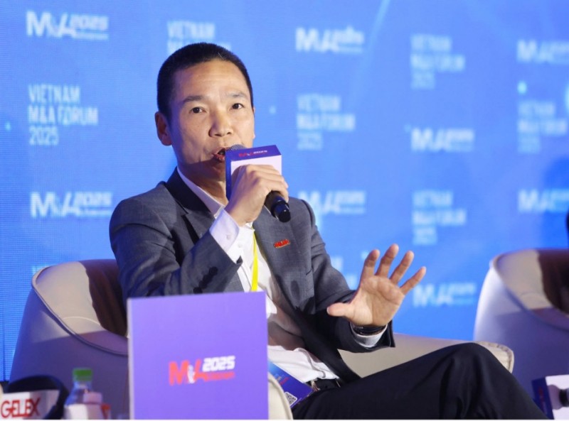 Ông Nguyễn Hoàng Long, Phó tổng giám đốc Tập đoàn GELEX. Ông Nguyễn Hoàng Long, Phó tổng giám đốc Tập đoàn GELEX.