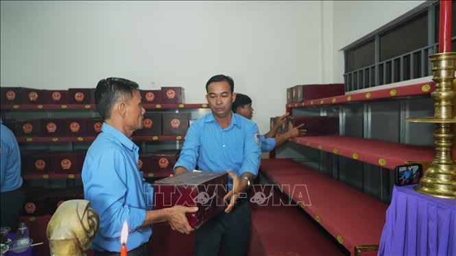 Hài cốt liệt sĩ được bảo quản tại Nghĩa trang liệt sĩ Đồi 82 (Tân Biên) chờ thực hiện nghi thức truy điệu, an táng.