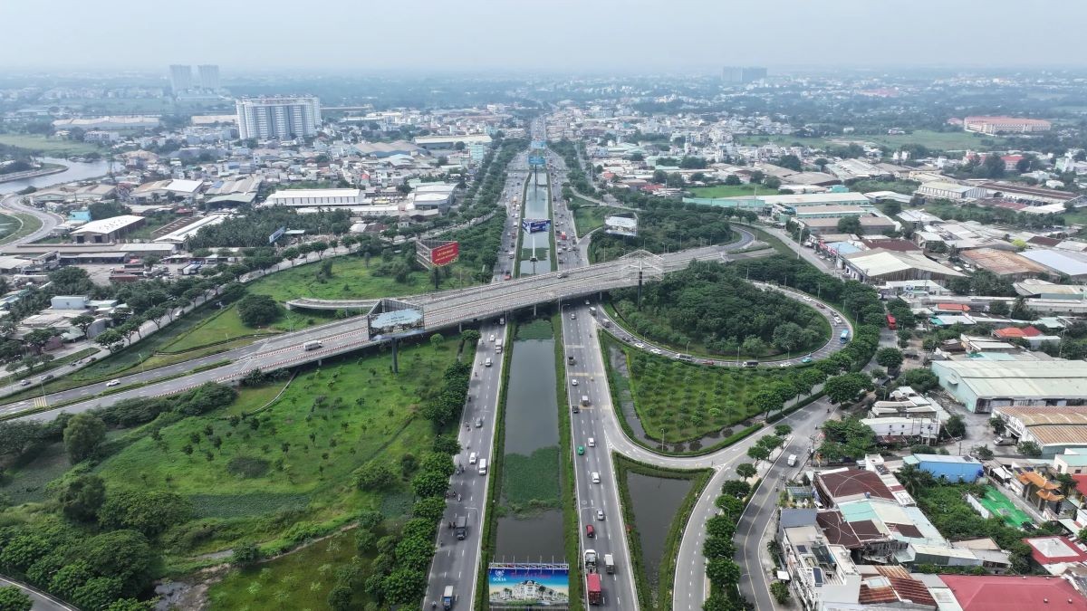 TP.HCM đang tăng tốc triển khai phương án mở rộng đại lộ Võ Văn Kiệt, kéo dài trực tiếp đến tỉnh Tây Ninh
