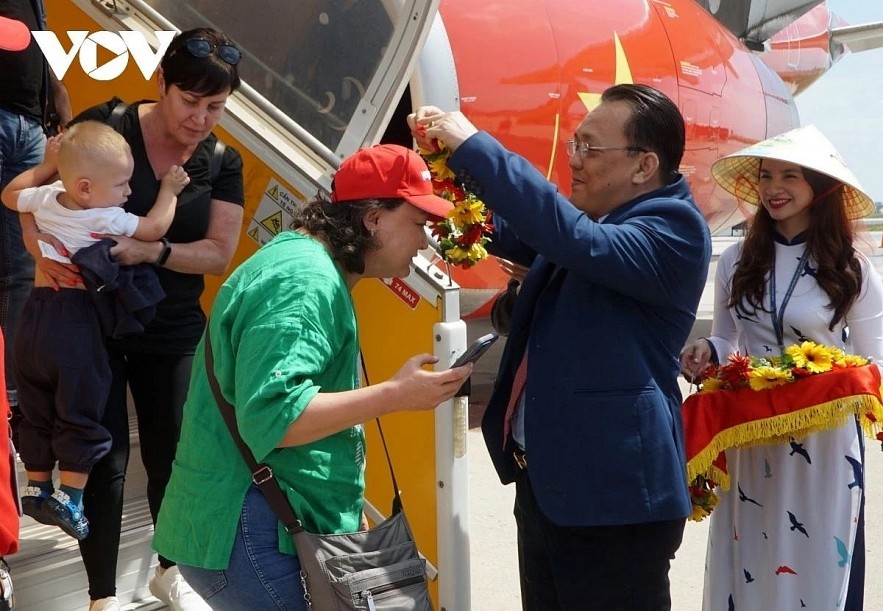 Visitors from Kazakhstan are welcomed at Cam Ranh International Airport in the central coastal province of Khanh Hoa Visitors from Kazakhstan are welcomed at Cam Ranh International Airport in the central coastal province of Khanh Hoa