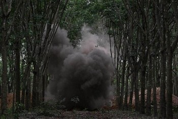 Khuyến cáo công dân Việt Nam ngay lập tức di chuyển khỏi vùng giao tranh tại biên giới Campuchia - Thái Lan