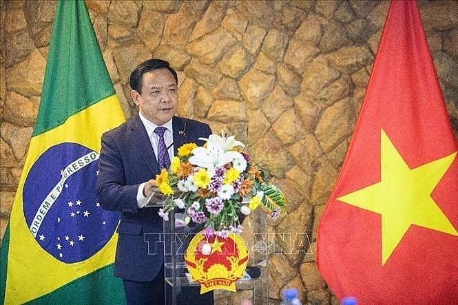 Vietnamese Ambassador to Brazil and Guyana Bui Van Nghi speaks at the event. (Photo courtesy of the Vietnamese Embassy in Brazil) Vietnamese Ambassador to Brazil and Guyana Bui Van Nghi speaks at the event. (Photo courtesy of the Vietnamese Embassy in Brazil)