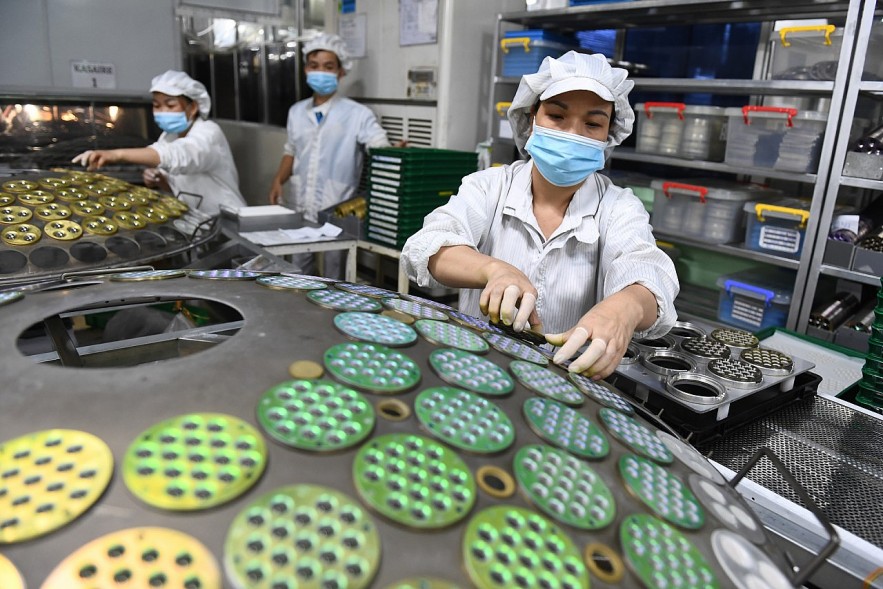 In 2025, exports saw a major surge, becoming a pillar of Vietnam’s economic growth. Photo: HH In 2025, exports saw a major surge, becoming a pillar of Vietnam’s economic growth. Photo: HH