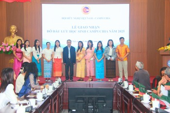 Đỡ đầu lưu học sinh Campuchia: Hướng tới sự đồng hành lâu dài