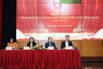 Đại hội thi đua yêu nước toàn quốc lần thứ XI: Nguyên Phó Chủ tịch nước Nguyễn Thị Bình là đại biểu cao tuổi nhất