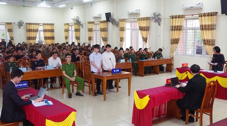 Phiên toà giả định chống khai thác IUU tại Nghệ An, ngày 29/12/2025. (Ảnh: Báo Nhân Dân) Phiên toà giả định chống khai thác IUU tại Nghệ An, ngày 29/12/2025. (Ảnh: Báo Nhân Dân)