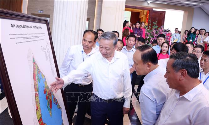 Tổng Bí thư Tô Lâm: Phát huy trí tuệ và bản lĩnh Việt Nam vững bước tiến mạnh trong kỷ nguyên phát triển mới Chú thích ảnh