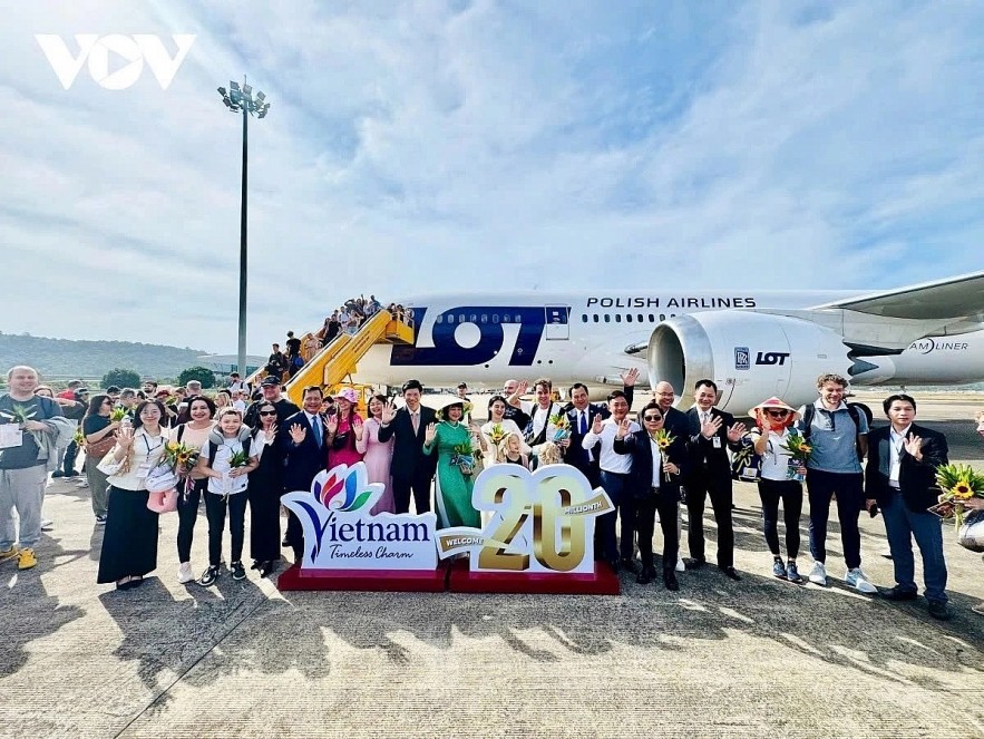 Reaching the 20 million international visitors milestone marks a significant achievement, highlighting the strong recovery and growing impact of Vietnam’s tourism industry.