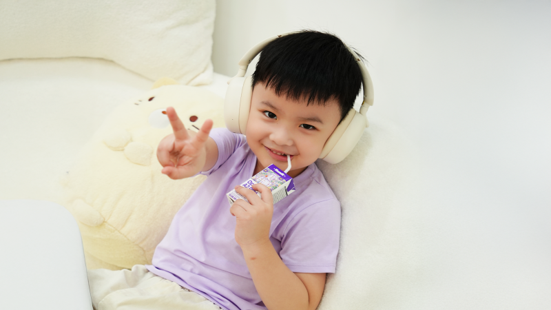 Hình 2 (báo chọn 1 trong 2 hình): Sự kết hợp của đạm quý A2 – 6 HMO - MFGM & DHA trong Vinamilk Optimum A2 Pro+ giúp củng cố nền tảng phát triển cho trẻ. Ảnh: Vinamilk