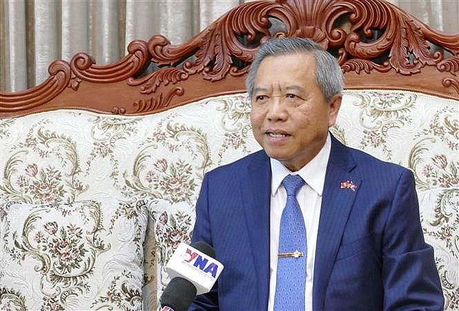 Professor and Academician Boviengkham Vongdara, President of the Lao–Vietnam Friendship Association, in an interview with the Vietnam News Agency (VNA)'s resident correspondents in Vientiane. (Photo: VNA)