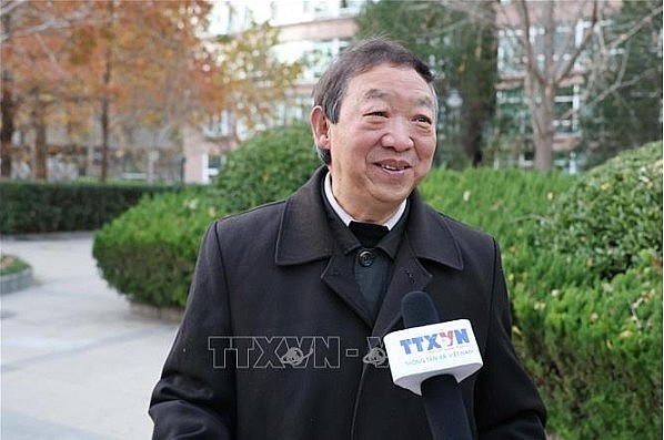 Professor Chu Zhenming, Honorary Director of the South Asia-Southeast Asia Research Institute under the Yunnan Academy of Social Sciences (Photo: VNA) Professor Chu Zhenming, Honorary Director of the South Asia-Southeast Asia Research Institute under the Yunnan Academy of Social Sciences (Photo: VNA)