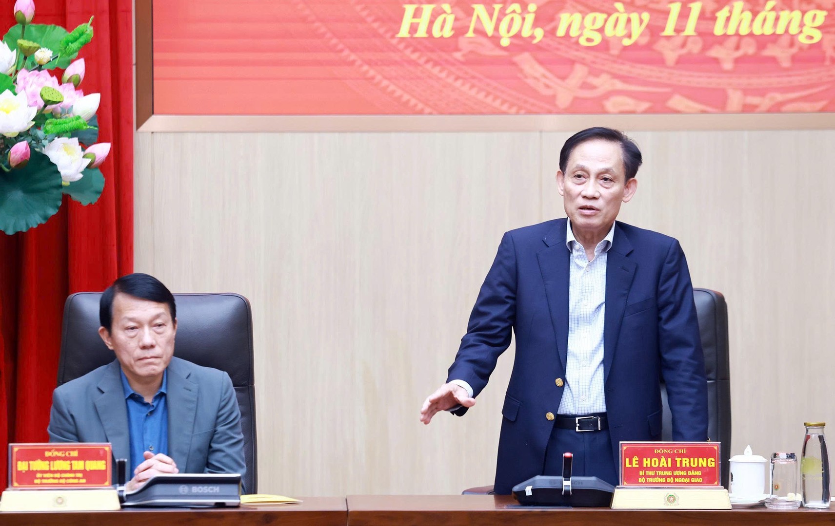 Bộ trưởng Lê Hoài Trung phát biểu tại buổi gặp mặt.