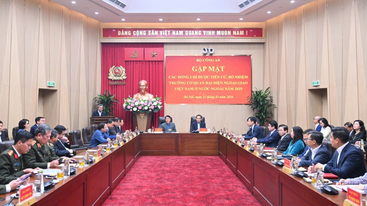 Promoting Connecting Role of Vietnam’s Overseas Representative Agencies