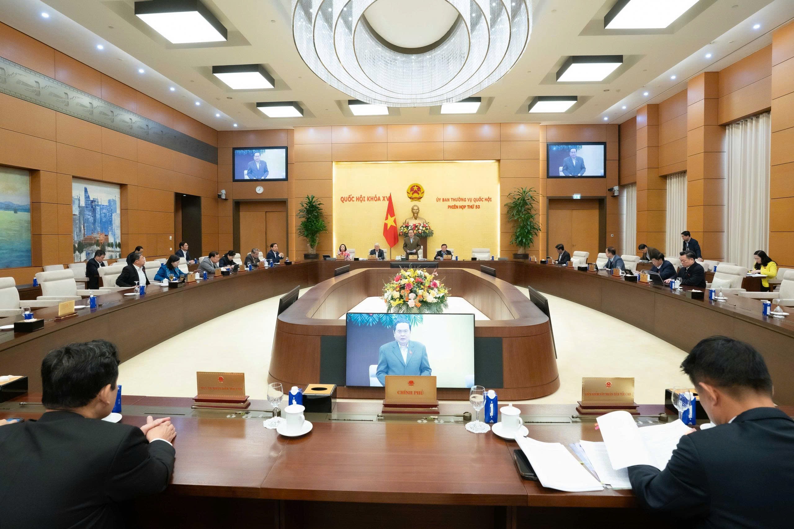 Phiên họp thứ 53 của Ủy ban Thường vụ Quốc hội. (Ảnh: quochoi.vn)
