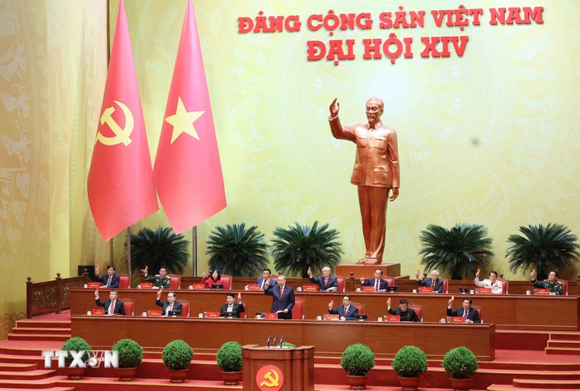 Công bố danh sách Ban Chấp hành Trung ương Đảng khóa XIV