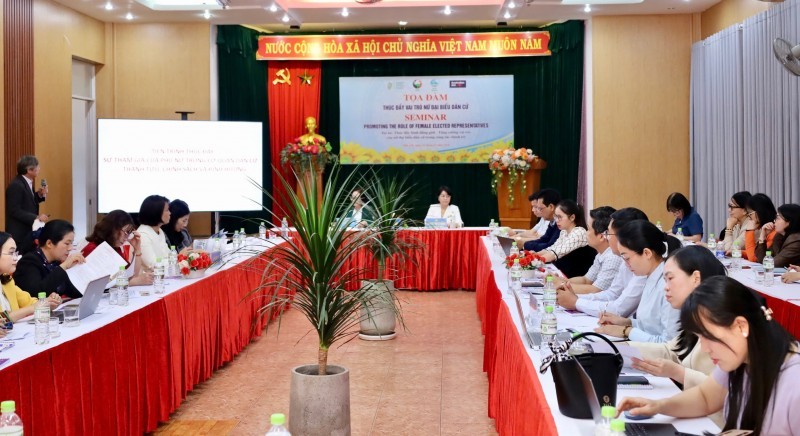 The Dak Lak Women’s Union and APHEDA hold a seminar to promote the role of female elected representatives. (Photo: Kim Bao/daklak.gov.vn)