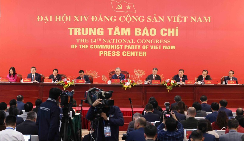 Party General Secretary To Lam on January 23 chairs an international press conference to announce the outcomes of the 14th National Congress of the Communist Party of Vietnam (Photo: VNA) Party General Secretary To Lam on January 23 chairs an international press conference to announce the outcomes of the 14th National Congress of the Communist Party of Vietnam (Photo: VNA)