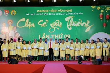“Chia sẻ yêu thương” lần thứ 9: Gây quỹ hơn 2,4 tỷ đồng hỗ trợ bệnh nhân khó khăn