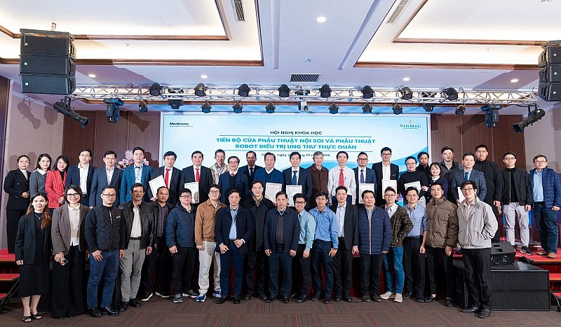 Tiến bộ trong phẫu thuật nội soi và robot mở ra cơ hội sống chất lượng hơn cho bệnh nhân ung thư thực quản Tiến bộ trong phẫu thuật nội soi và robot mở ra cơ hội sống chất lượng hơn cho bệnh nhân ung thư thực quản