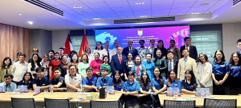 Gặp mặt đoàn kết nhân dân Việt Nam - Cuba kỷ niệm 67 năm Quốc khánh Cuba